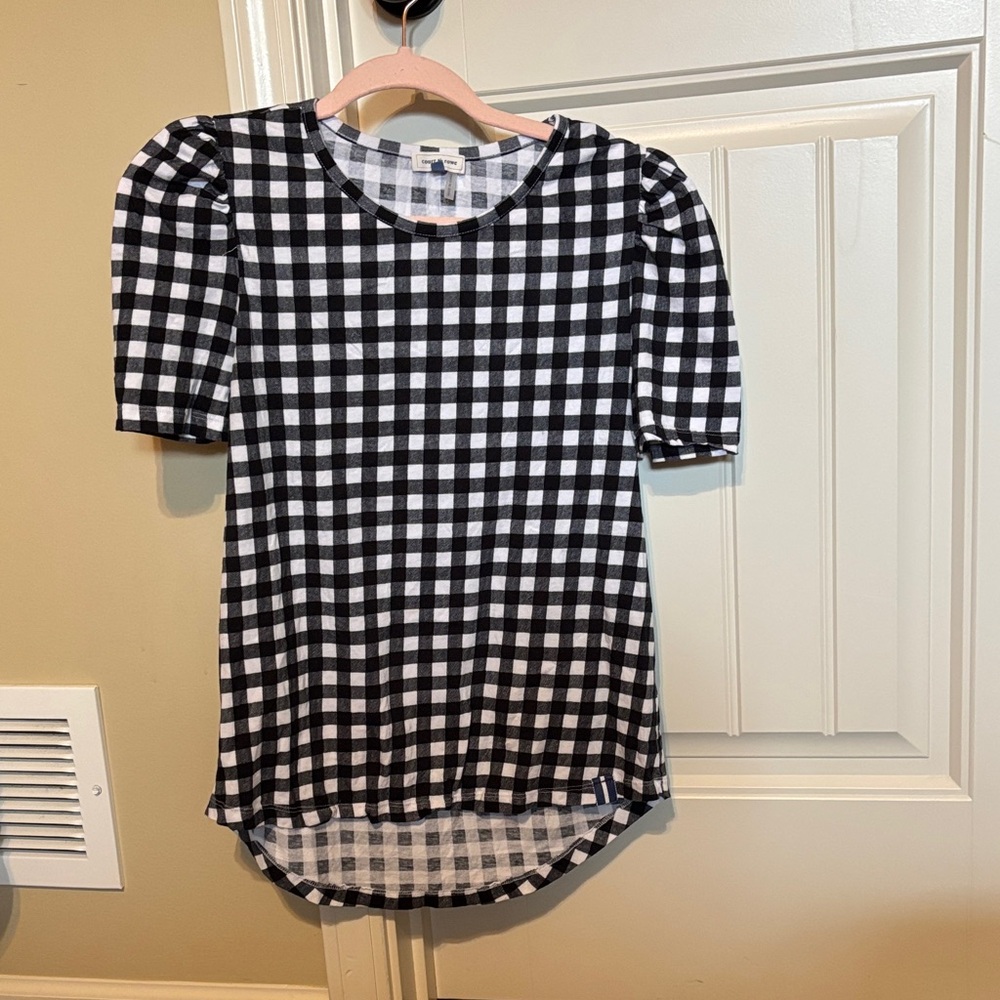 COURT & ROWE Checkered Puff Sleeve Blouse